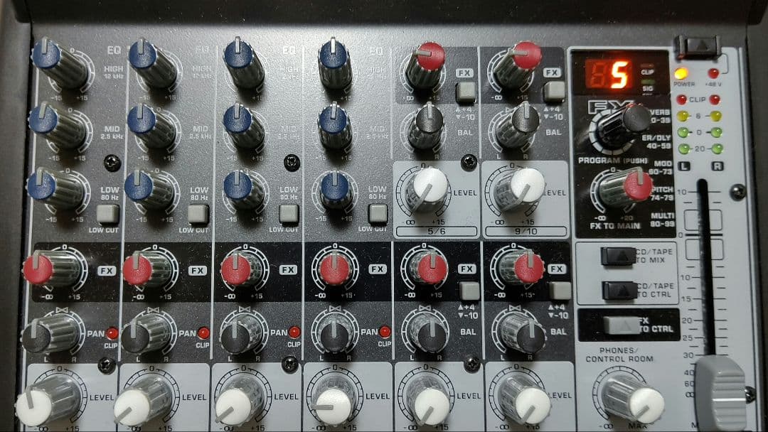 BEHRINGER XENYX 1202FX アナログミキサー