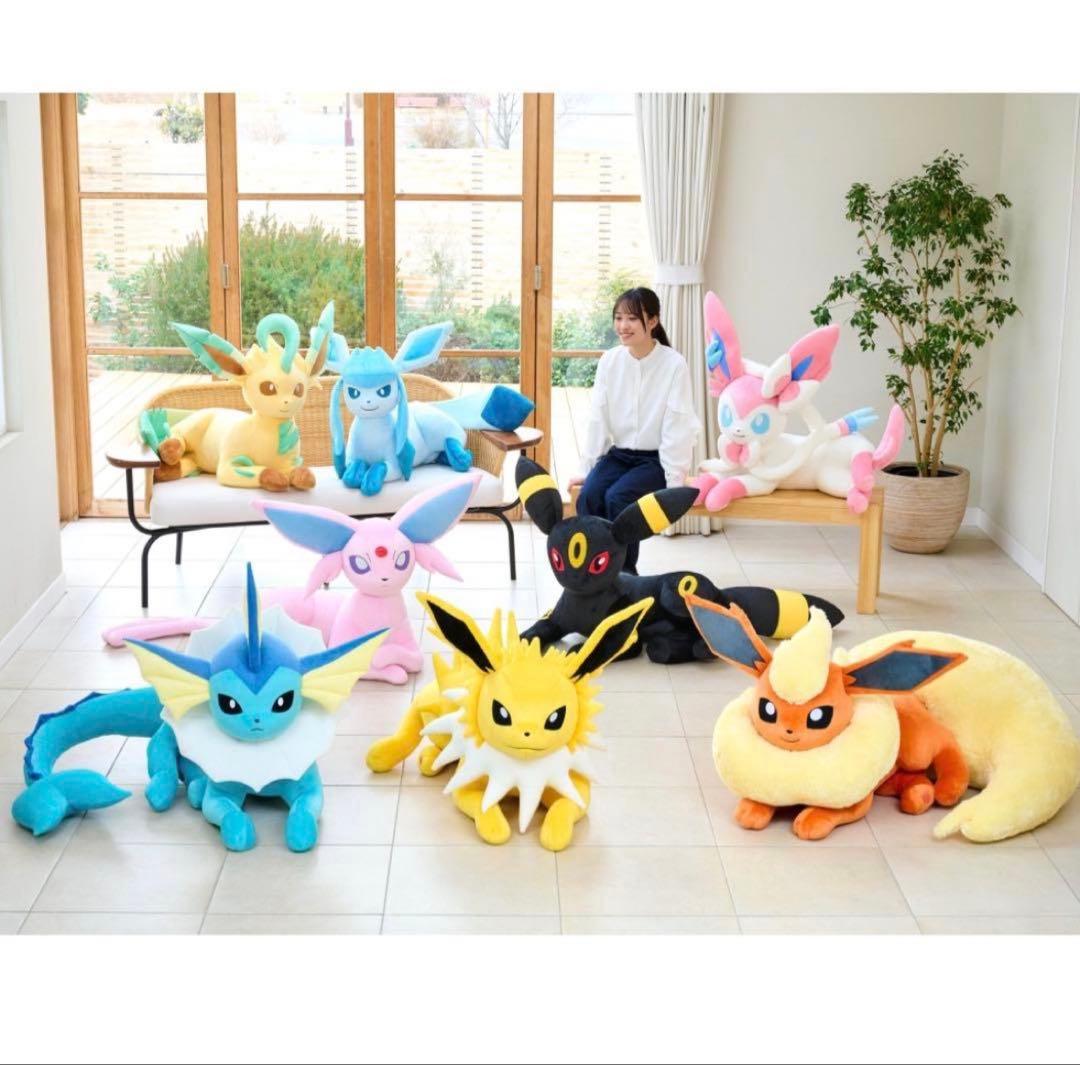 ポケモンセンター　ぬいぐるみ等身大エーフィ　寝そべり