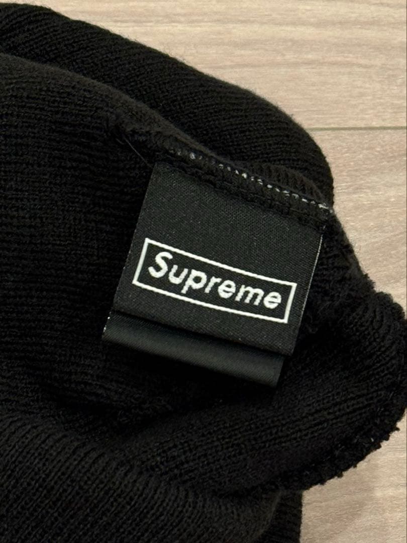 supreme ボックスロゴ　ビーニー　ニット帽