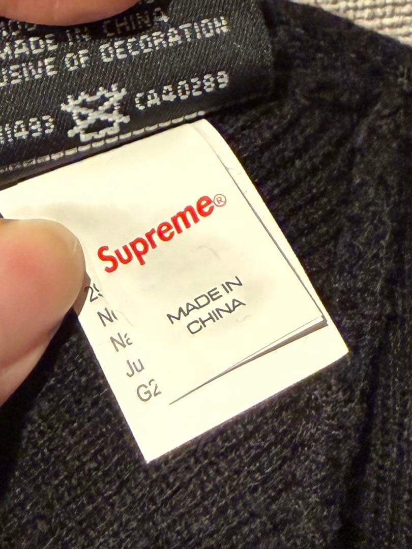 supreme ボックスロゴ　ビーニー　ニット帽