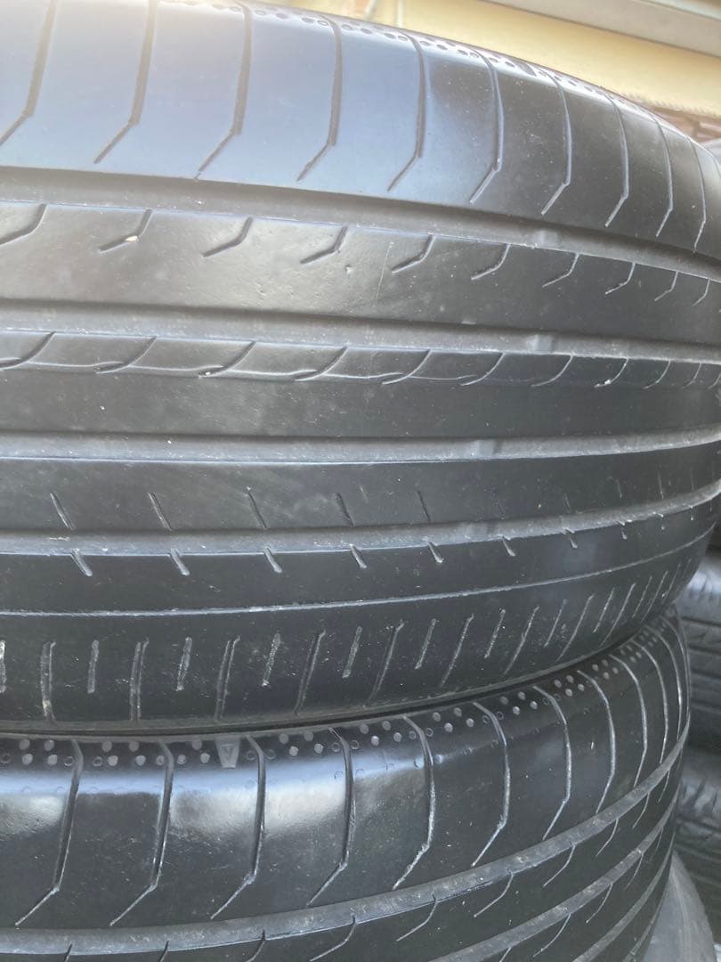 2022年バリ山！ヨコハマブルーアースRV03 215/55R17 2本送料無料