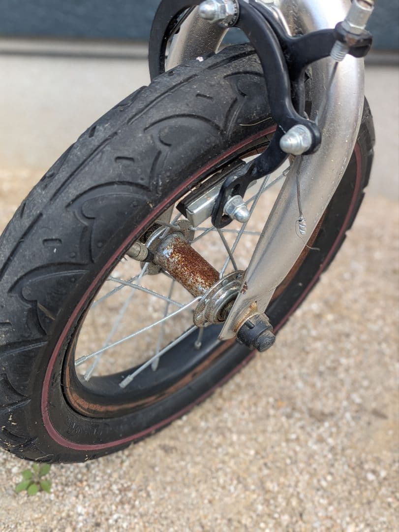 Henshin 幼児用自転車 赤