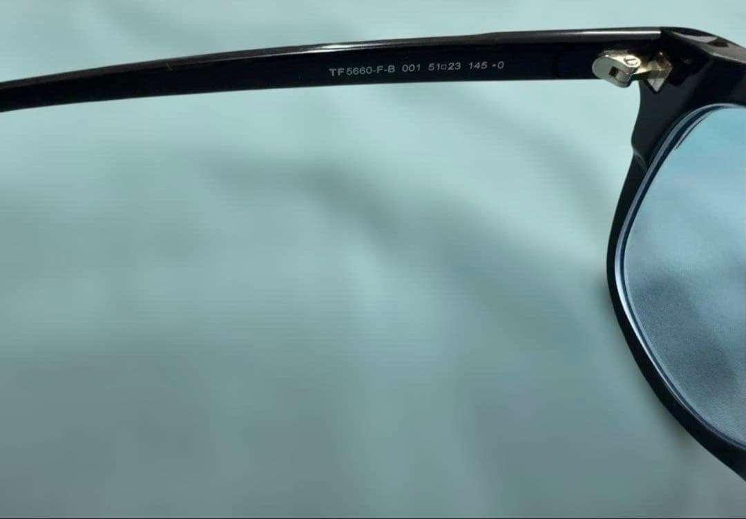 み*る様 Tom Ford TF5660-F-B 001 51ㇿ23 145⋆0