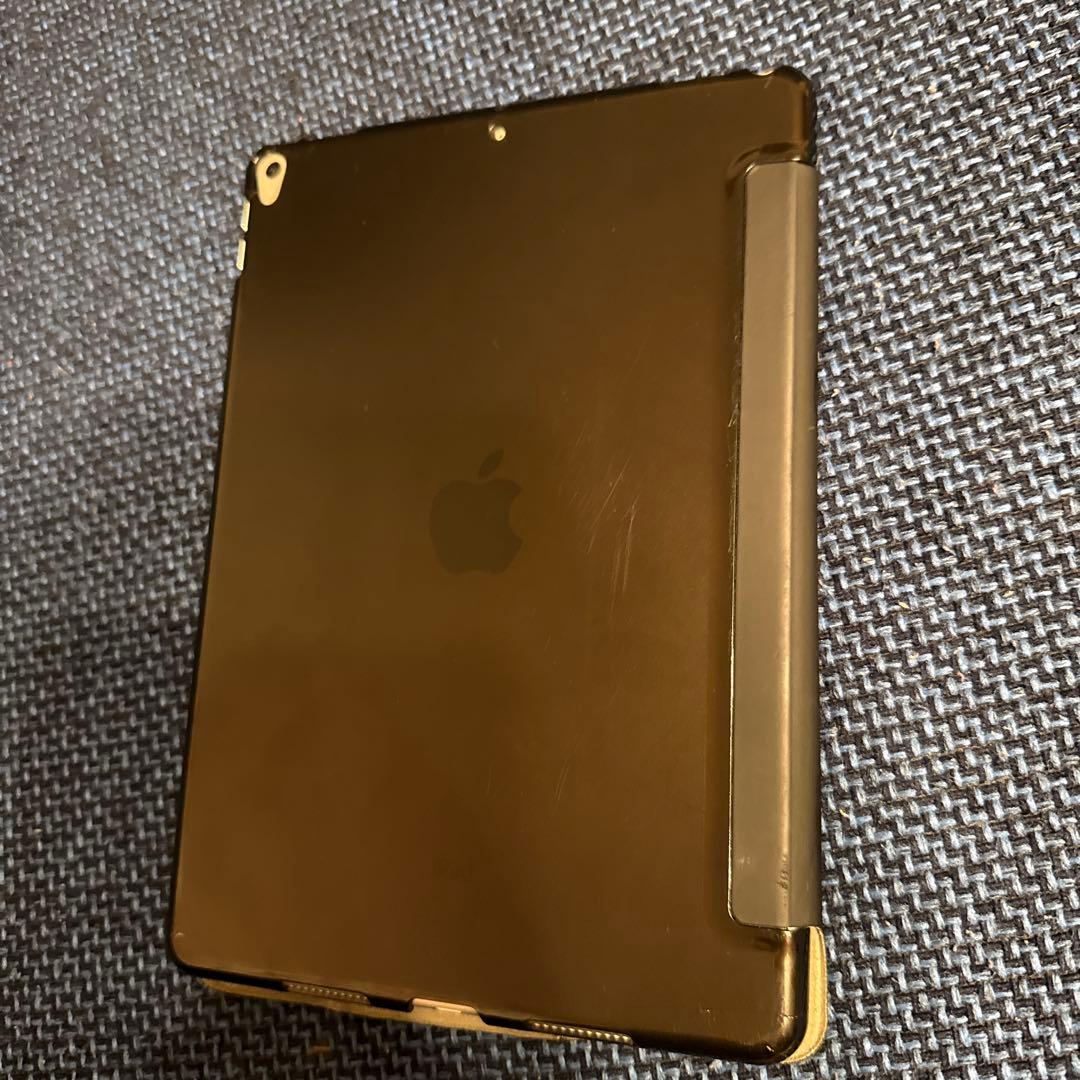今日だけ値引きです！iPad Air (第3世代) シルバー 64GB 本体