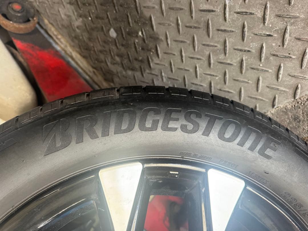 HONDA ZRV純正ホイール１本のみ