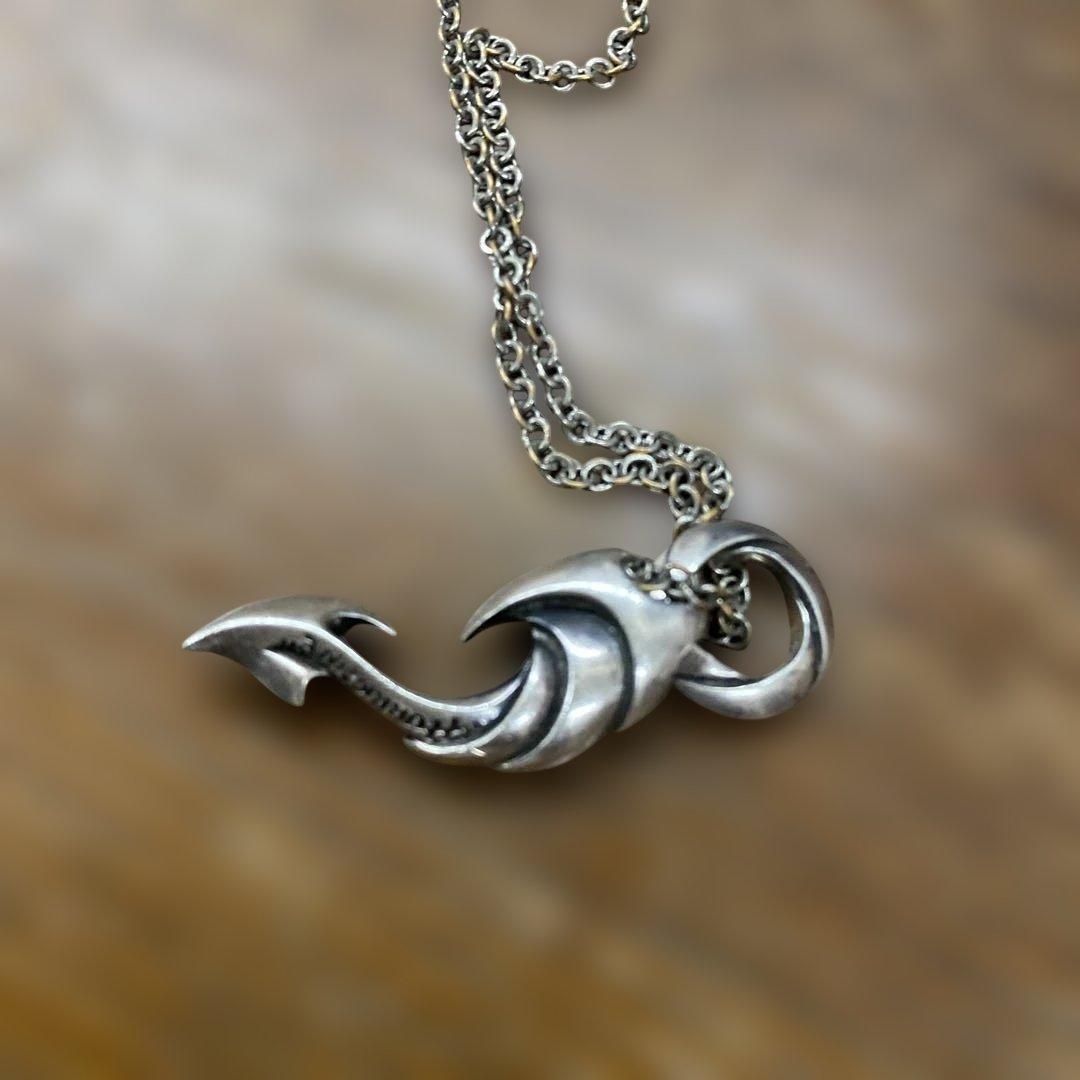 エ*R様 シルバーアクセサリー　HURRICANE（ハリケーン）」のネックレス