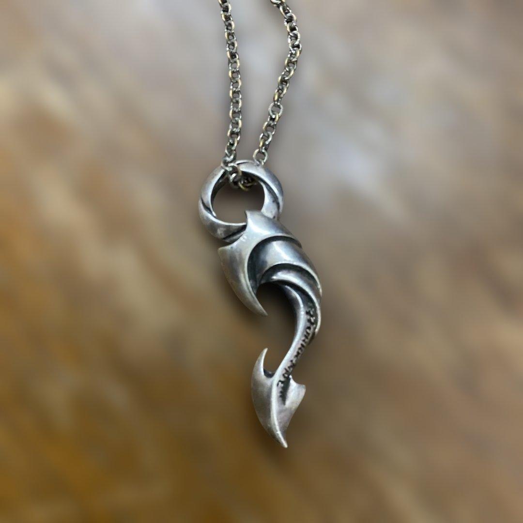 エ*R様 シルバーアクセサリー　HURRICANE（ハリケーン）」のネックレス