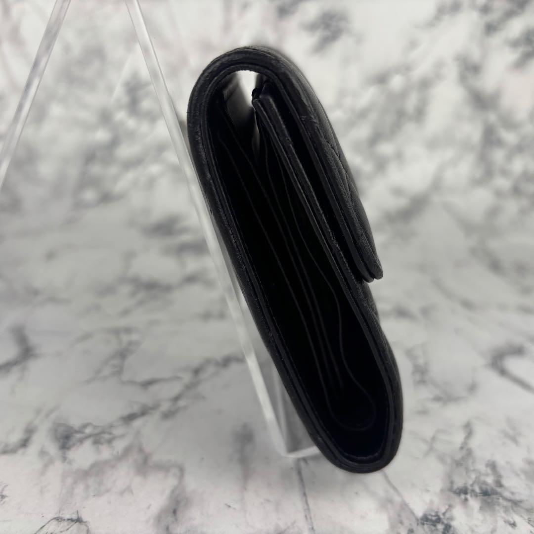 135 CHANEL マトラッセ　ラムスキン　三つ折り財布