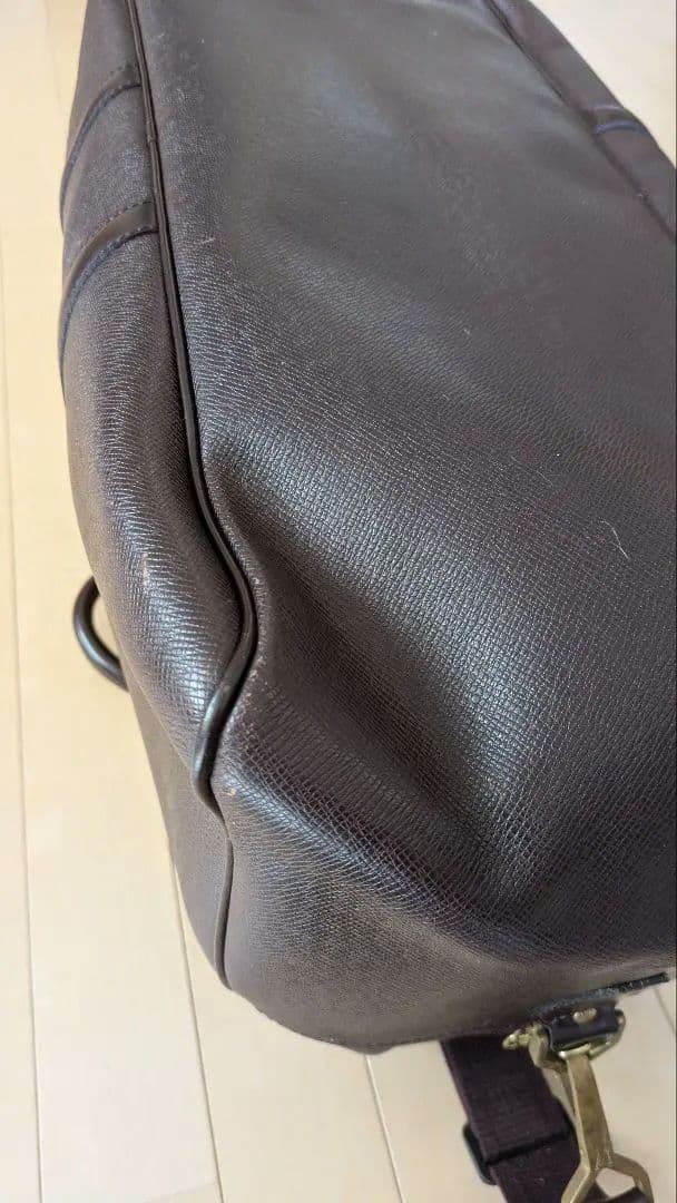 LOUIS VUITTON タイガ　ケンダルGM