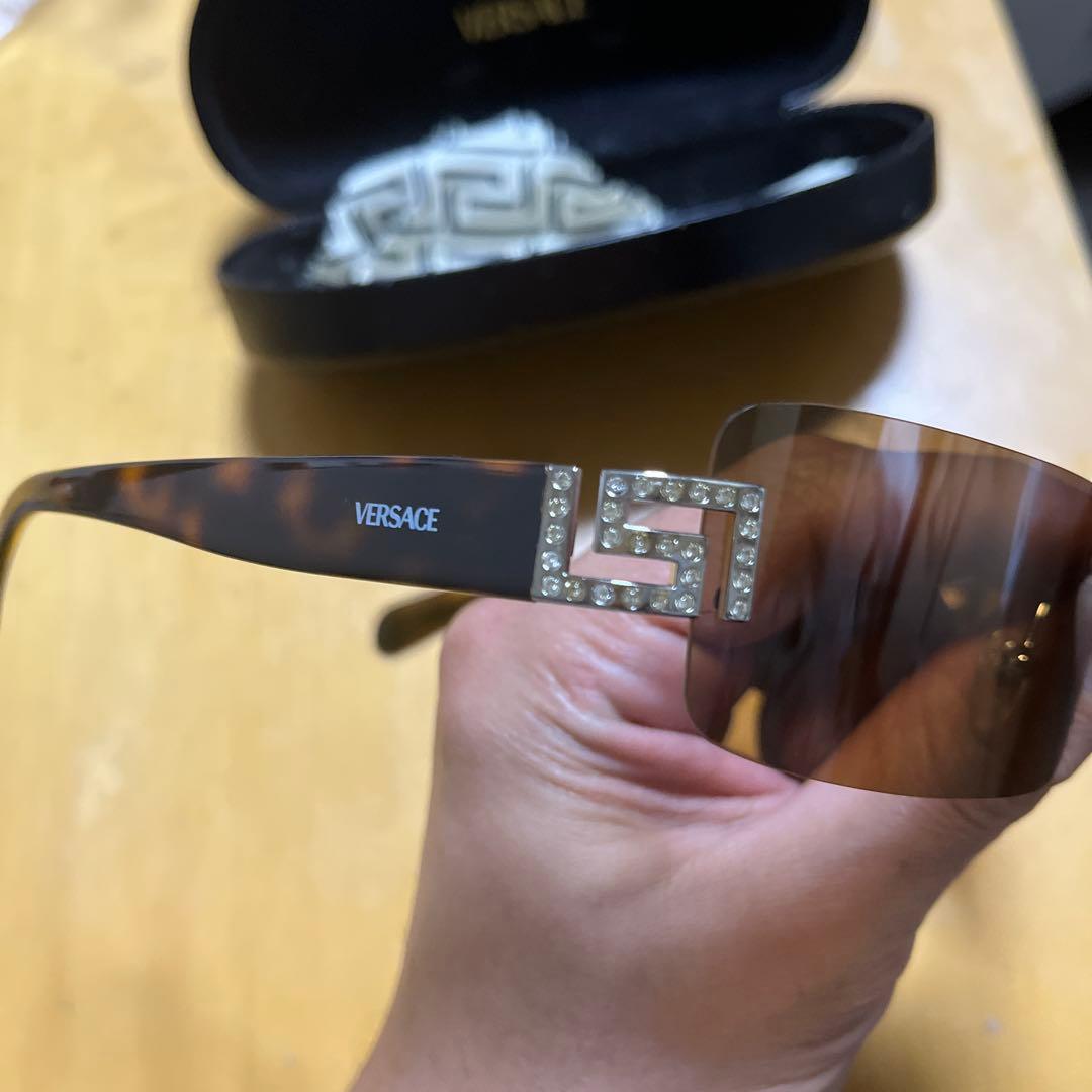 Versace ヴェルサーチ　最終値下げ
