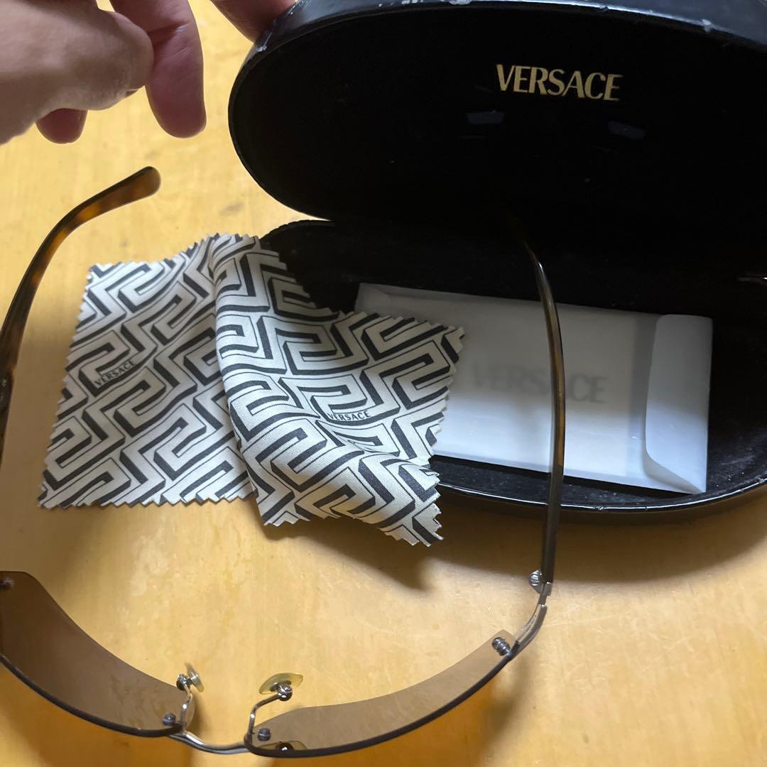 Versace ヴェルサーチ　最終値下げ