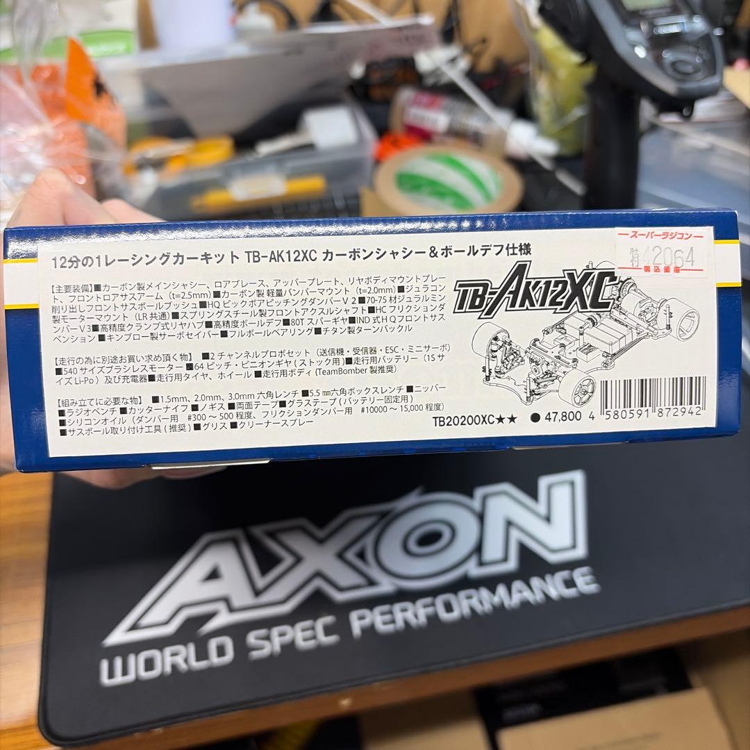 r*t様 Team Bomber TB-AK12XC 12分の1レーシングカーキ