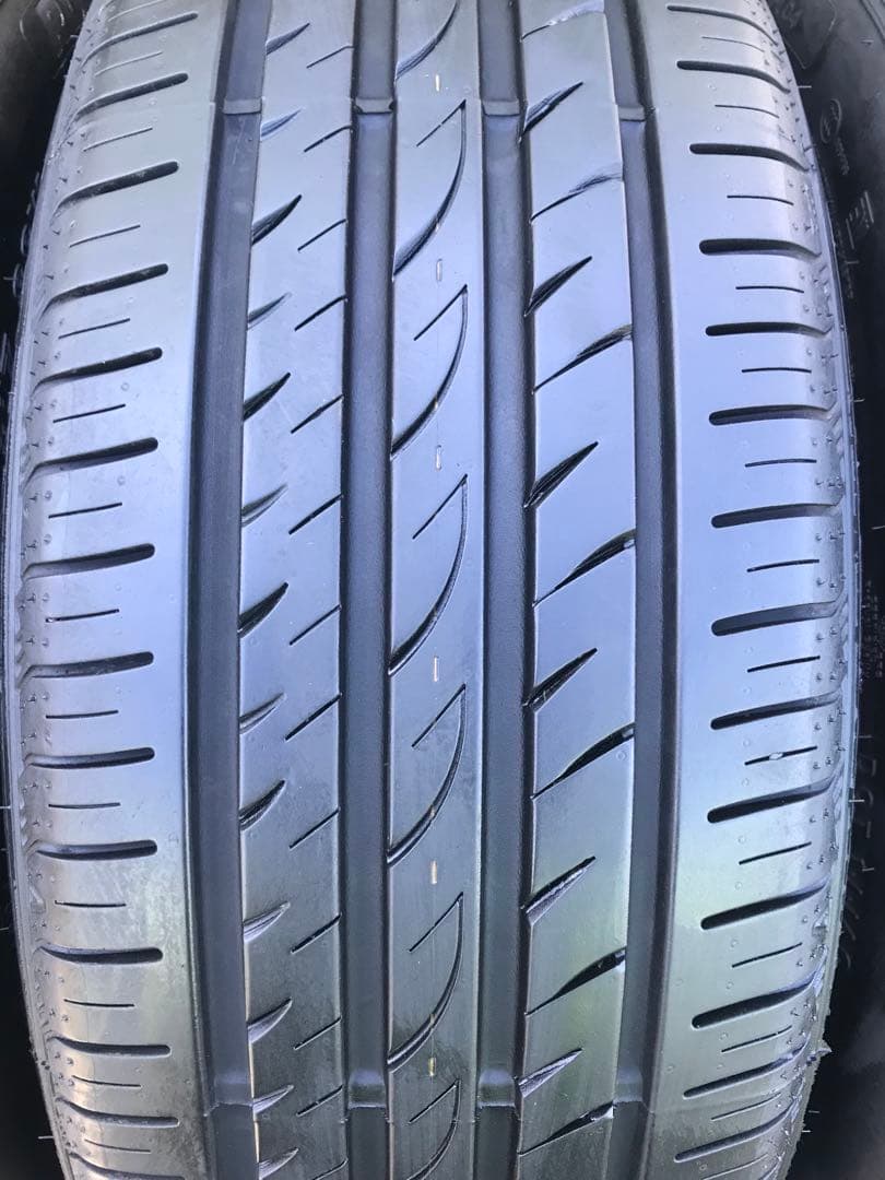 205/45 R17、ROADSTONE EUROVIS SPORT 04、