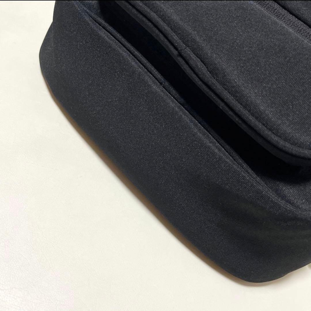 【極美品】POMULU ポムル 2WAYヒップシート　ショルダーバッグ　ブラック