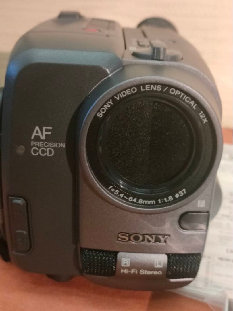 (*)様 ソニービデオカメラ handycam CCD-TRV60 デッドストッ