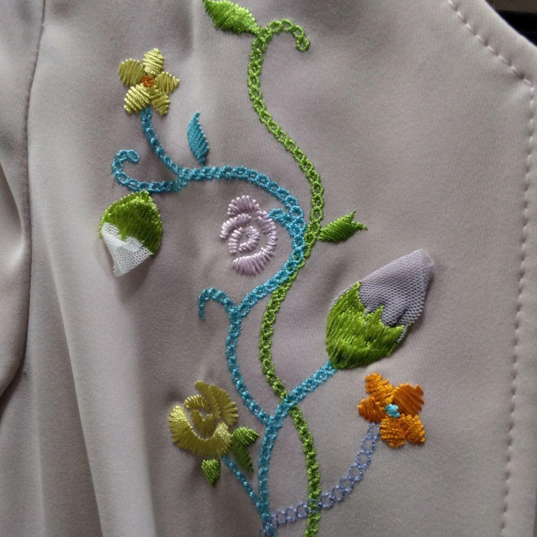 新品未使用品　伊太利屋刺繍入りピンクテーラードジャケット 9号