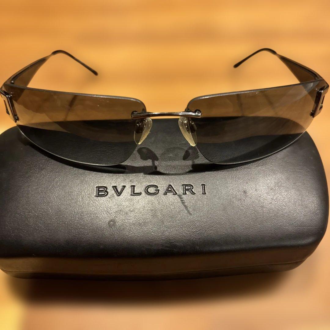 BVLGARI（ブルガリ）リムレスサングラス ケース付き