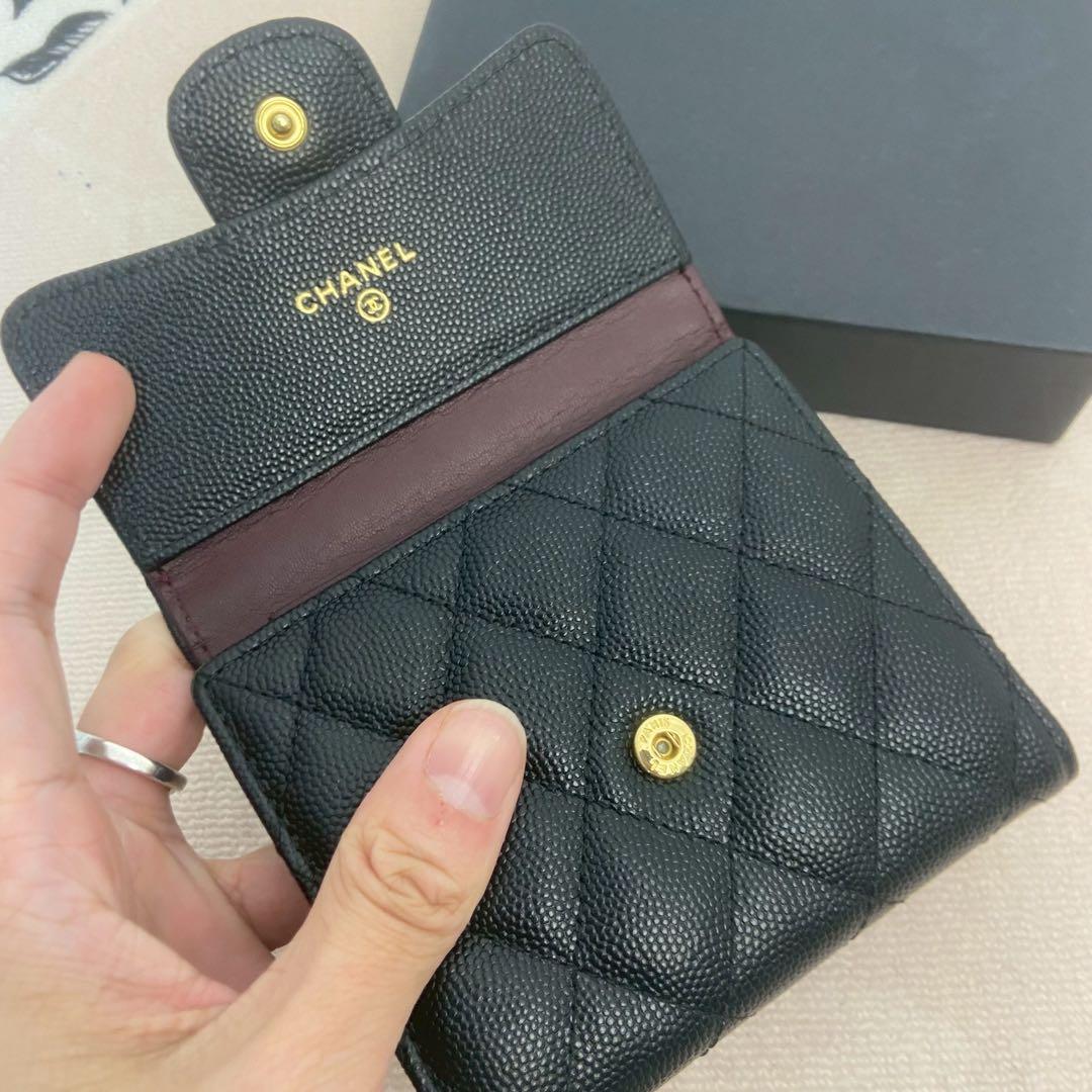 CHANEL マトラッセ キャビアスキン コンパクトウォレット ブラック