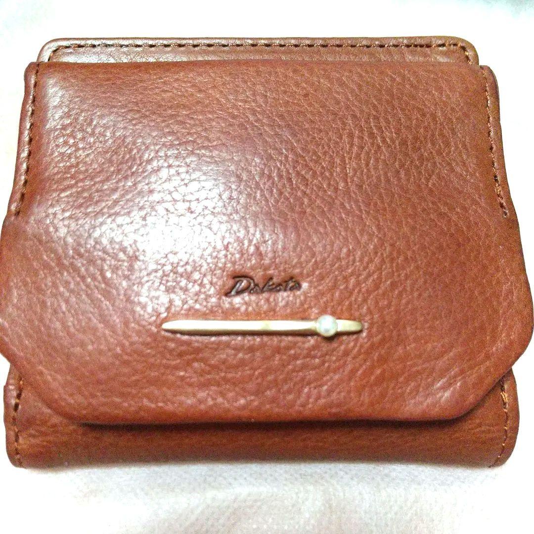 ♥新品▪未使用品 Dakota ペルラ 二つ折財布 ブラウン イタリア製レザー♥