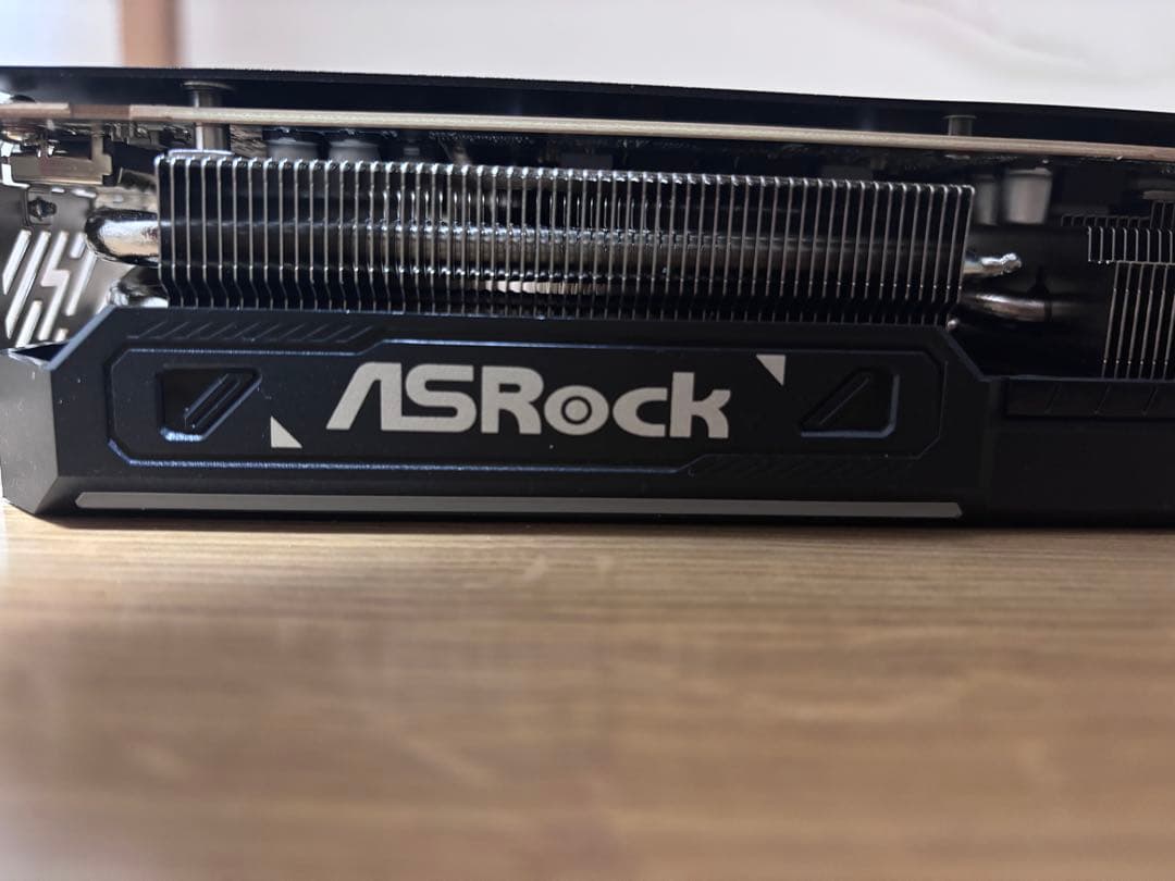 AMD Radeon RX9070 グラフィックカード