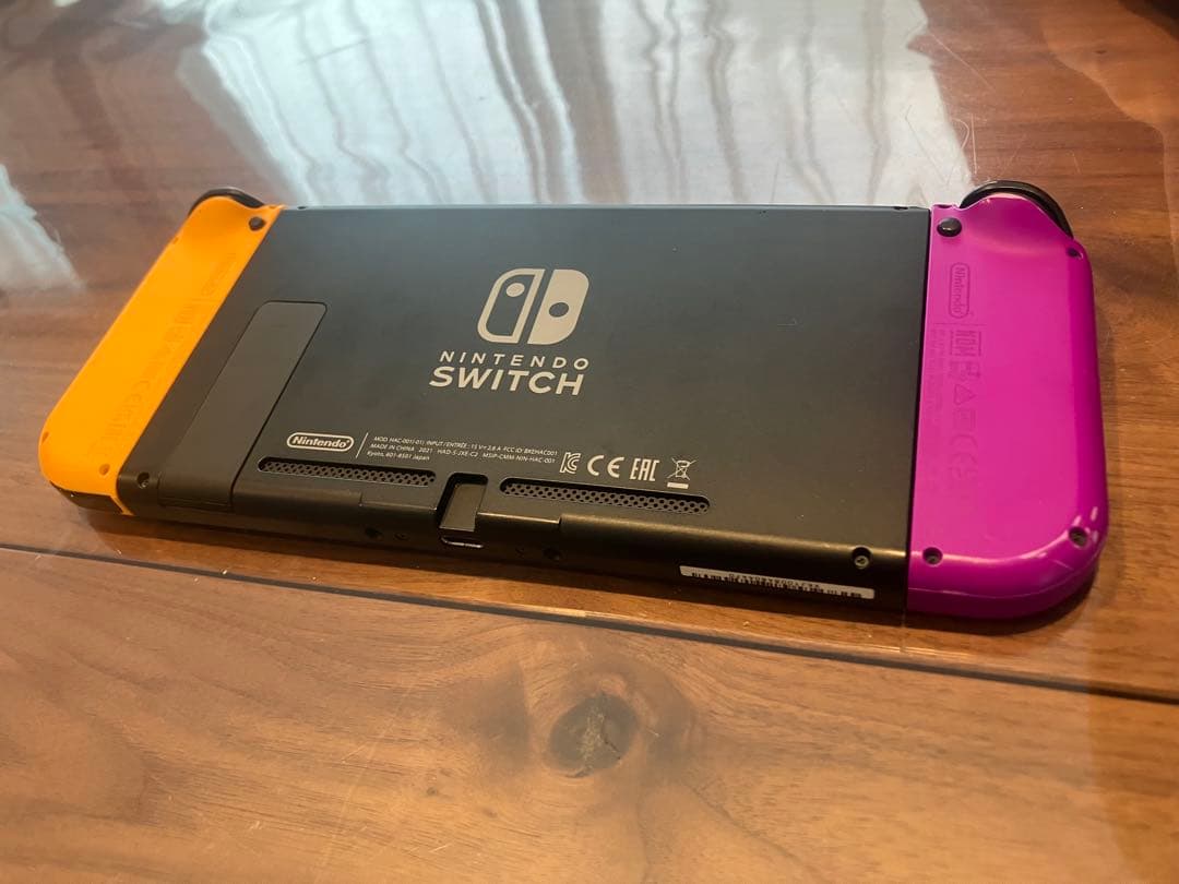 Nintendo Switch 本体 2021年　紫とオレンジ