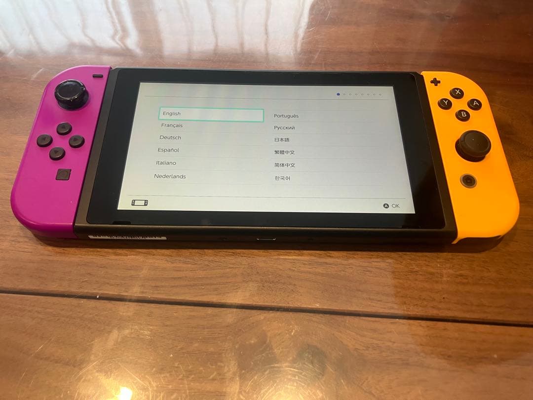 Nintendo Switch 本体 2021年　紫とオレンジ