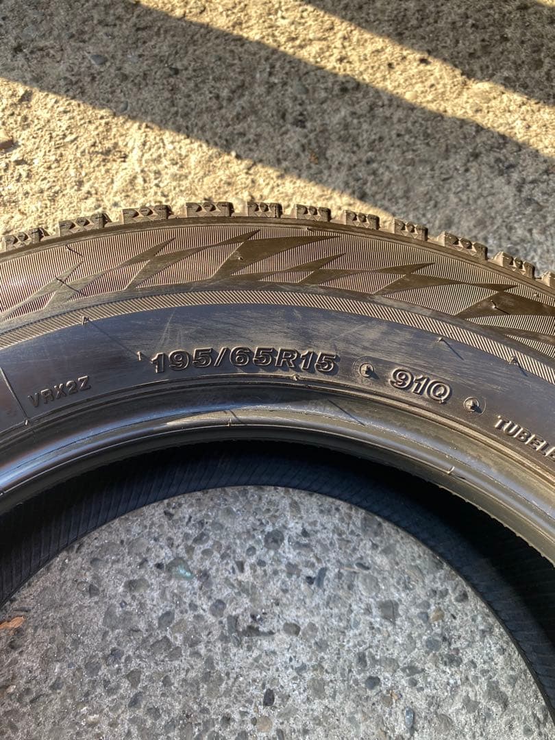 BRIDGESTONE BLIZZAK VRX2 195/65/15 4本セット
