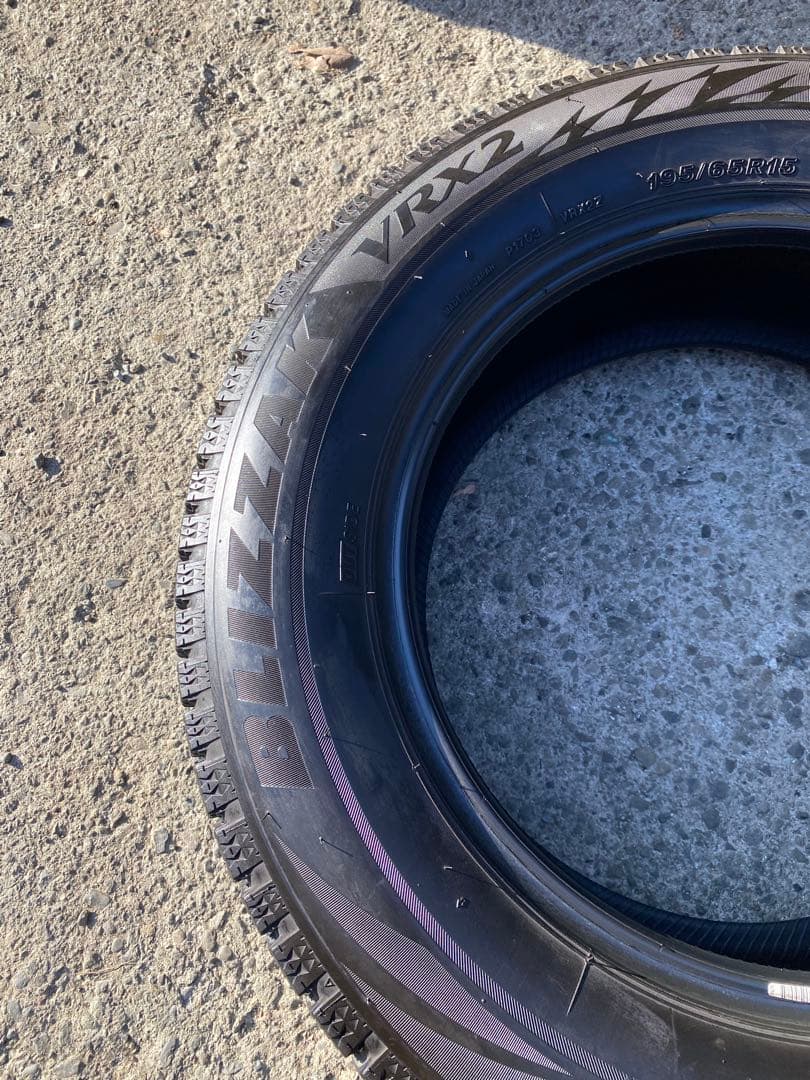BRIDGESTONE BLIZZAK VRX2 195/65/15 4本セット