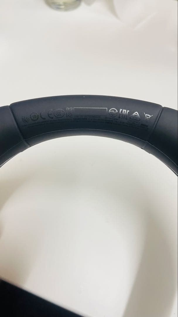 メーカー:JBL 型番: SOUNDGEAR 品名:ウェアラブルネックスピーカー