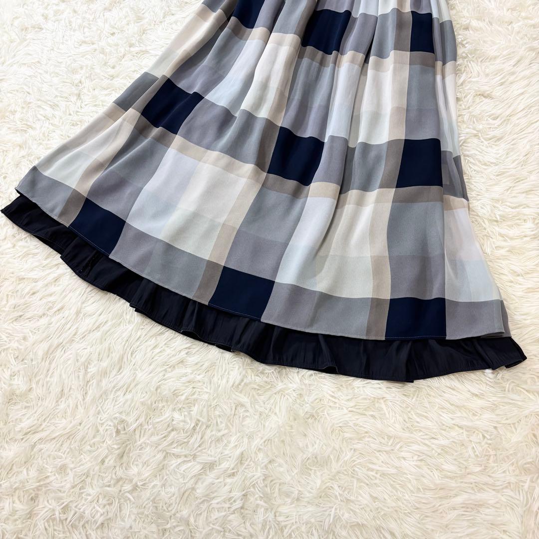 美品✨2WAY ブルーレーベルクレストブリッジ　リバーシブル　ロングスカート