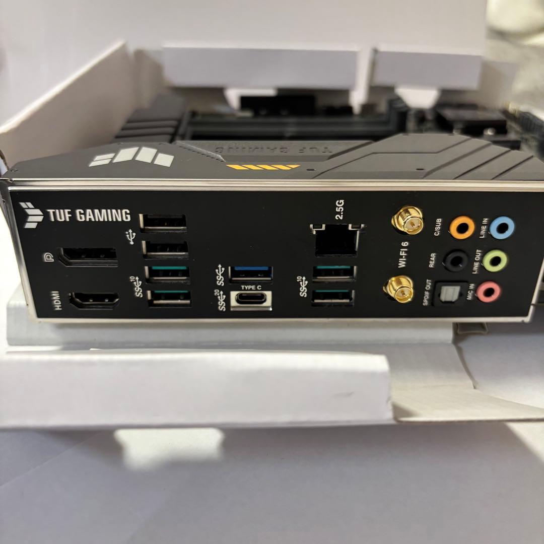 マザーボード ASUS TUF GAMING B660M-PLUS WIFI D4