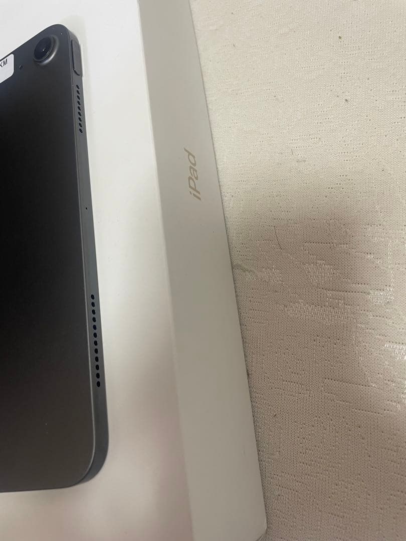 レ*ン様 Apple iPad Air (第4世代) 64GB バッテリー95%