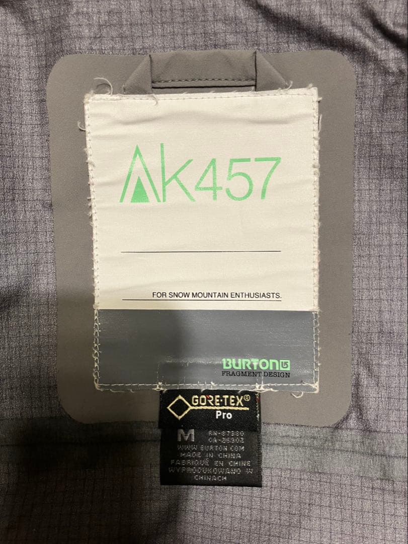 【値下】BURTON AK 457 Gray NeonGreenウェア セット