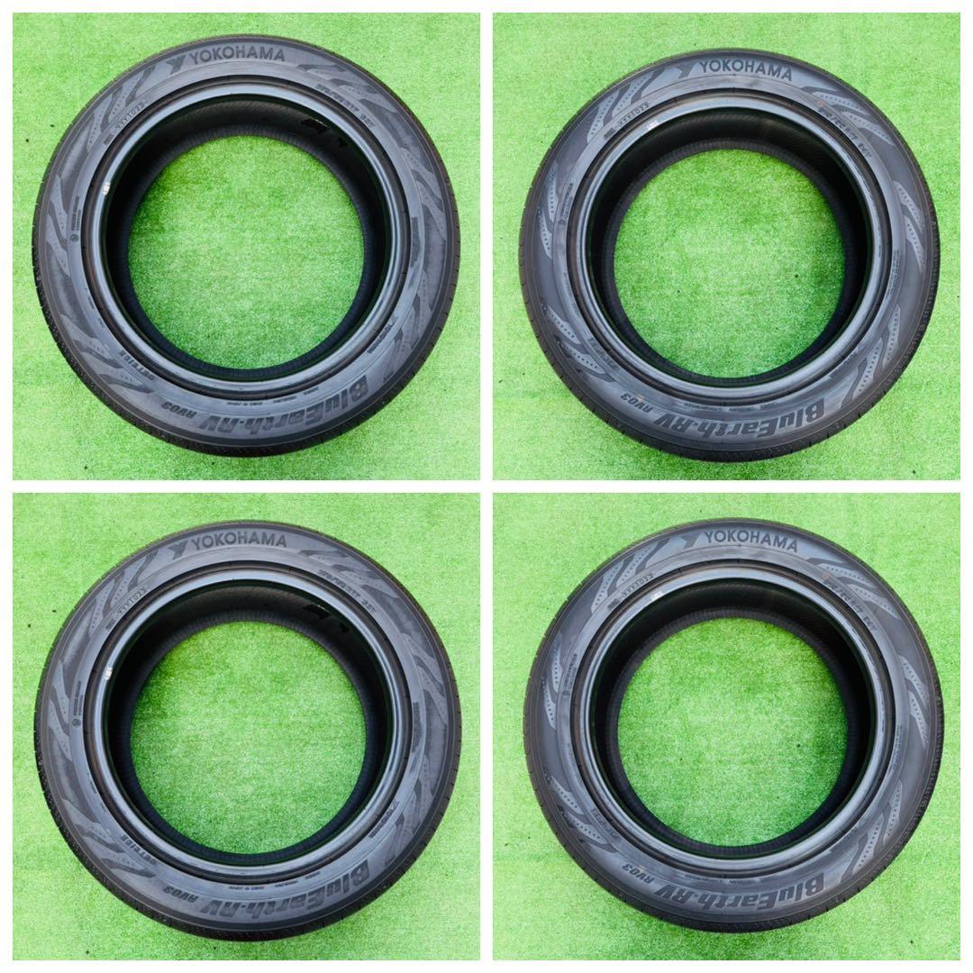 215/55 R17、YOKOHAMA BluEarth-RV03、2023年