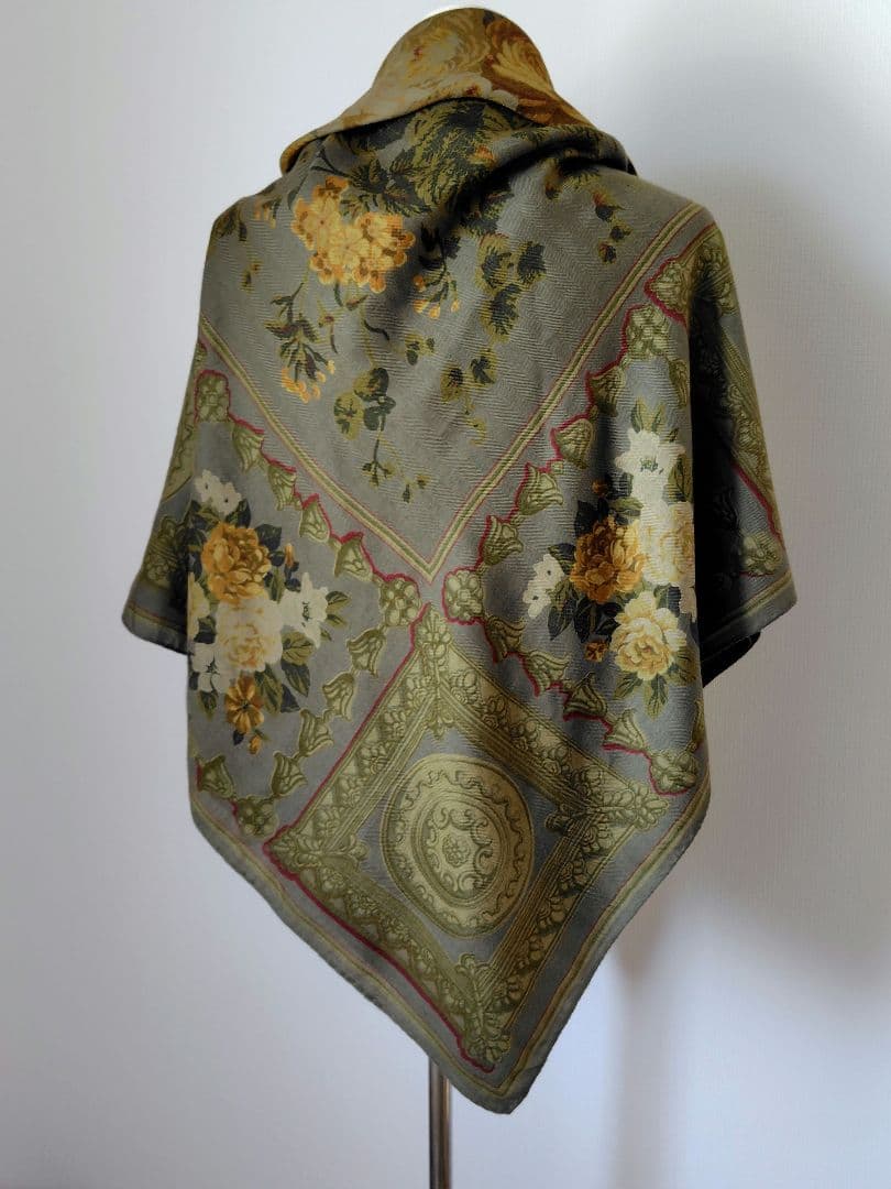 ETRO 超大判ストール 花柄 グリーン系