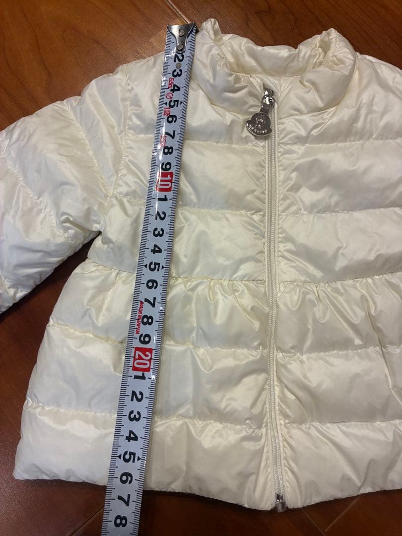 MONCLER ホワイト ライトダウンジャケット62