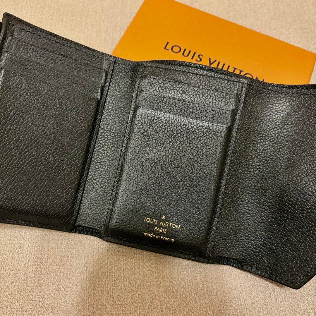 ルイヴィトン 三つ折り財布 ポルトフォイユ ヴィクトリーヌ モノグラム