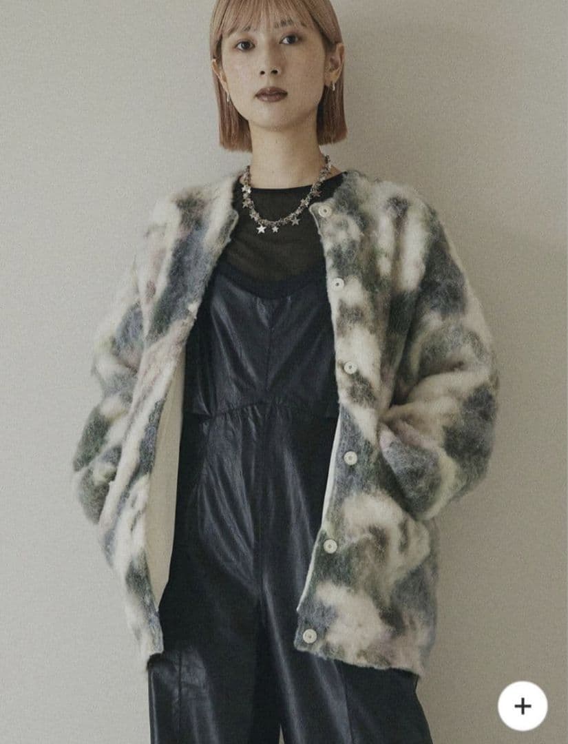トップス UND TEXTURE ART FLOWER KNIT CARDIGAN