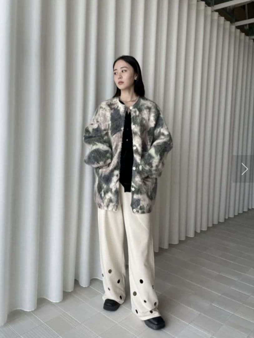 トップス UND TEXTURE ART FLOWER KNIT CARDIGAN