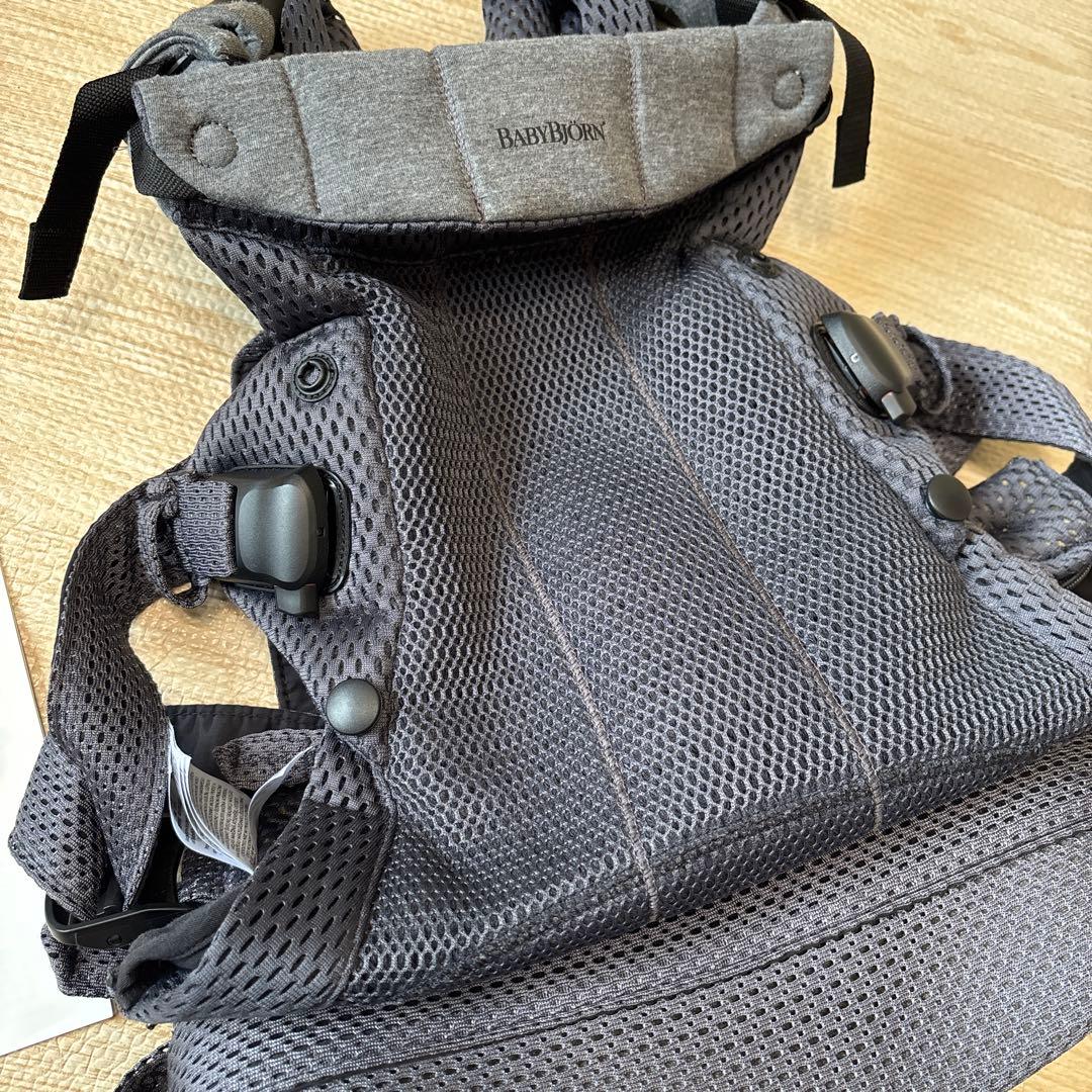 《美品》BabyBjörn Harmony 抱っこひも ダークグレー