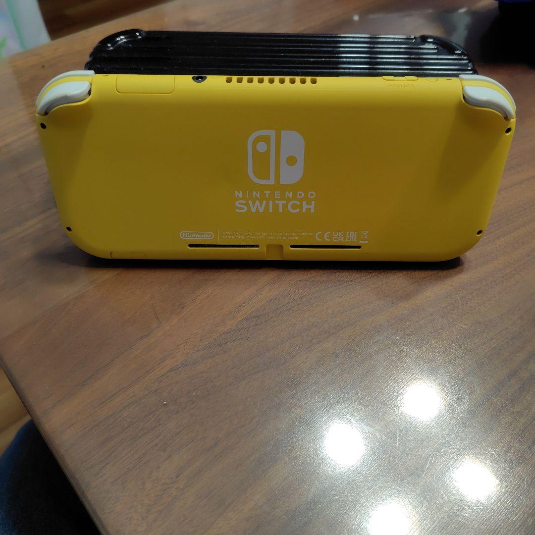 Nintendo Switch Lite　ジャンク？