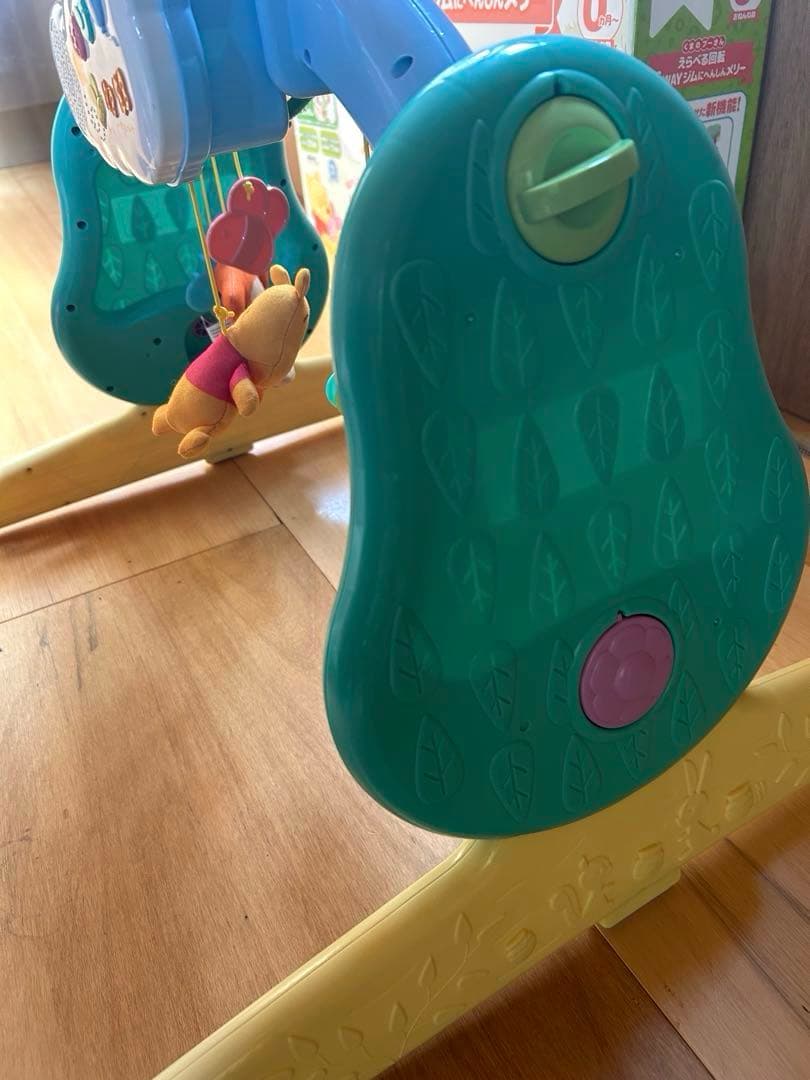 くまのプーさん ベビージム メロディ付き