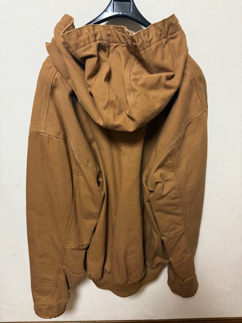 Carhartt ブラウン フード付きジャケット