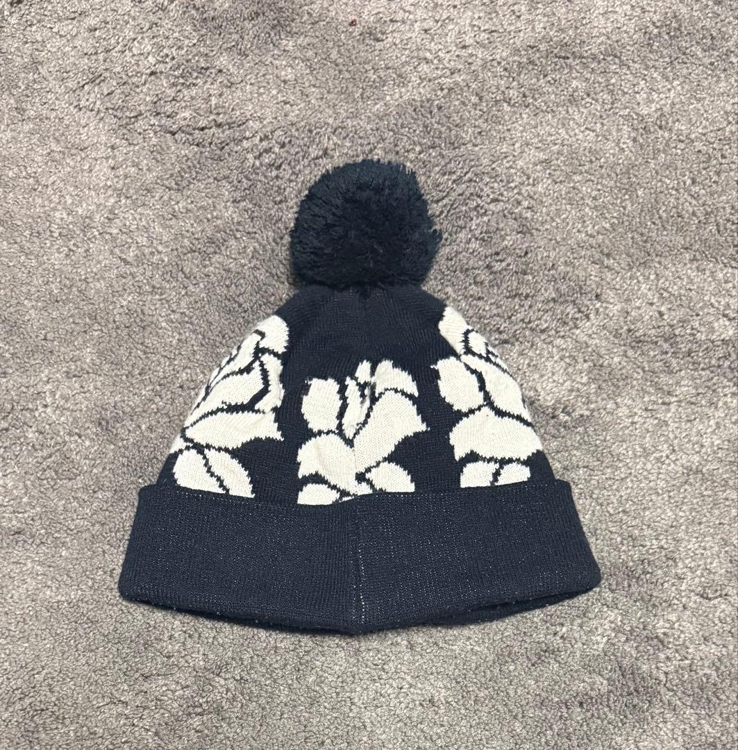 supreme ニット帽 ビーニー ボンボン付き