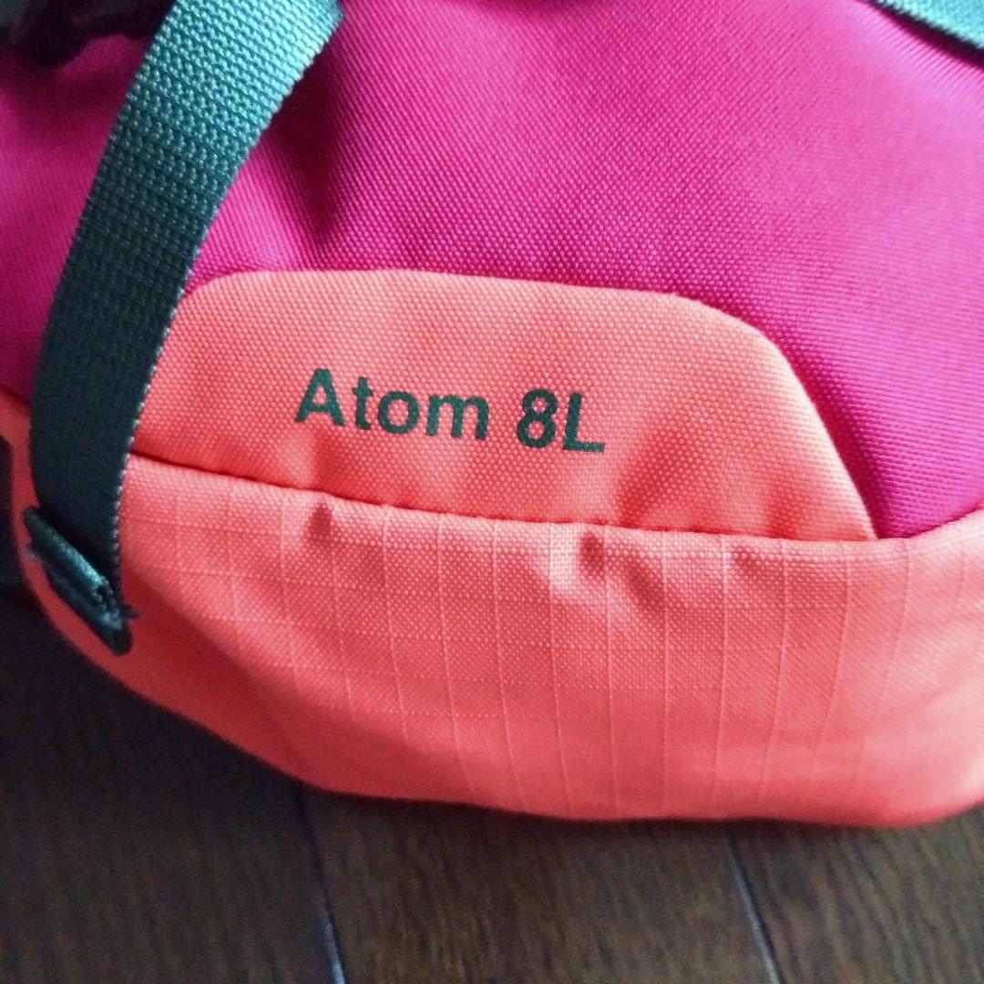 パタゴニア　アトム8L　ワンショルダーバッグ