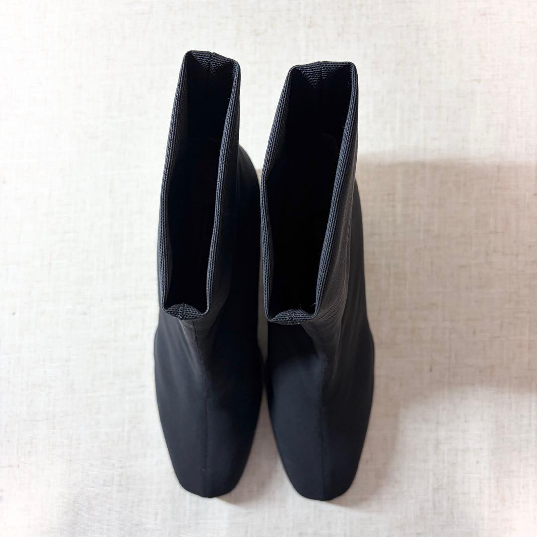 未使用級★Stuart Weitzman ショートブーツ スクエアトゥ 24cm