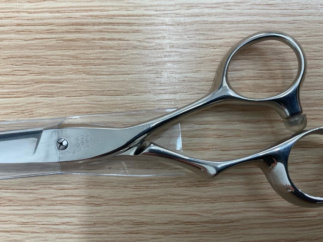 ✂️光（ヒカリ）美容師用シザー 未使用品 日本製✂️
