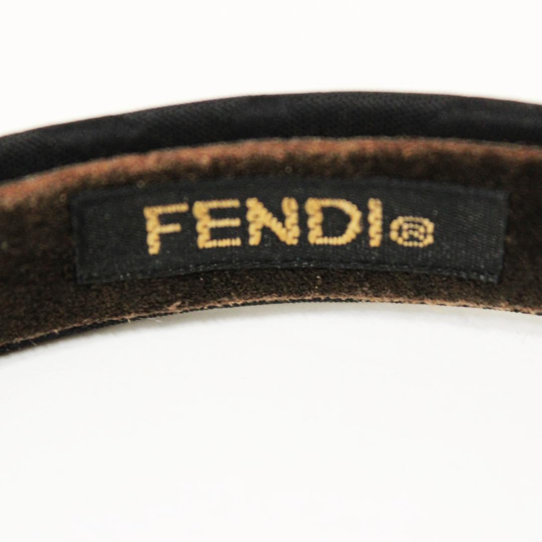 美品 フェンディ カチューシャ ズッカ柄 FF柄 ブラック FENDI