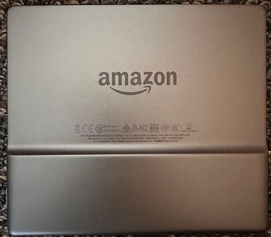 Kindle Oasis 第10世代 8GB 純正カバー付 美品