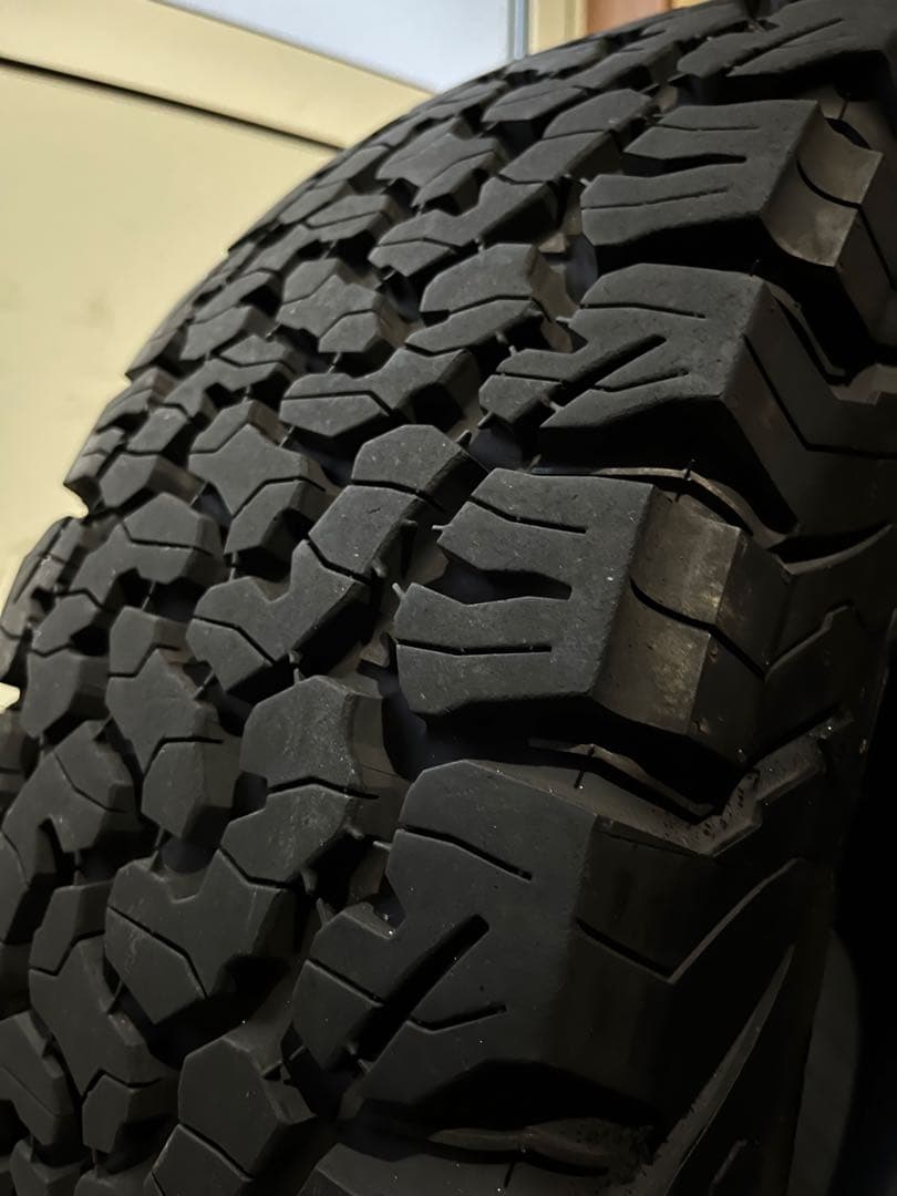 BFGoodrich All-Terrain T/A 275/70/17 22年